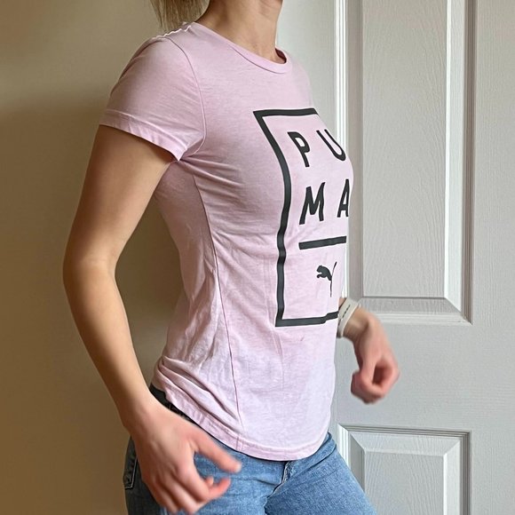 PUMA TShirt - Picture 2 of 4